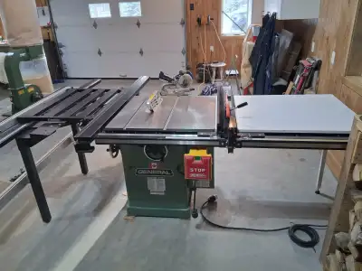 banc de scie 10 pouce, marque Généra international 350R-T50 lame au carbure neuve gaberie incl et ta...