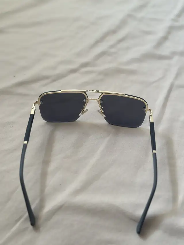 sunglasses for men in Men's in Oakville / Halton Region - Image 5