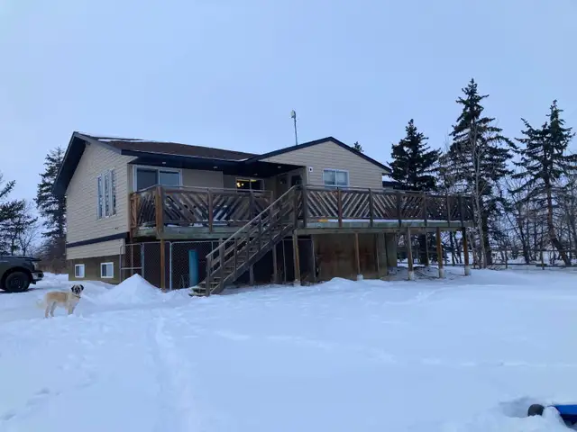 Paintearth County Acreage - 25 acres in Houses for Sale in Red Deer - Image 2