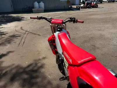 1992 CR 500 freshened up 2 1/2 years ago haven’t ridden since an honest eight out of 10 if the ad is...