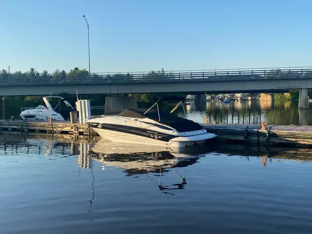 CRONWLINE 255 CCR.     (2008) in Powerboats & Motorboats in Lac-Saint-Jean - Image 19