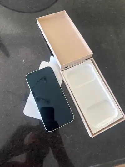 Apple iPhone 17 Pro Max in stunning Silver features a generous 512GB of storage and comes with the a...