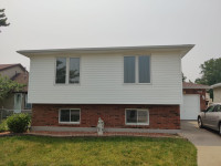 $2,200  – 3 Bed / 1 Bath Detached House in South Windsor