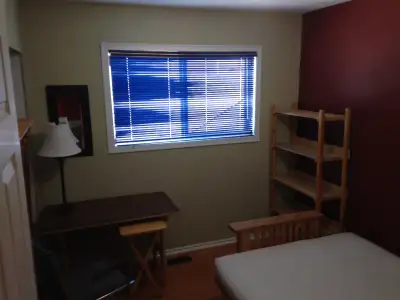 PENTICTON, Room for rent in a house. Furnished, shared bathroom, street parking, use of kitchen, liv...