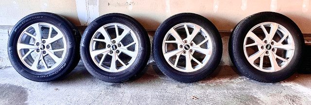 All season tires and original Audi Alloy Rim - 2022 Audi Q3 in Tires & Rims in City of Toronto