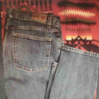 Men's pants excellent condition 32X36