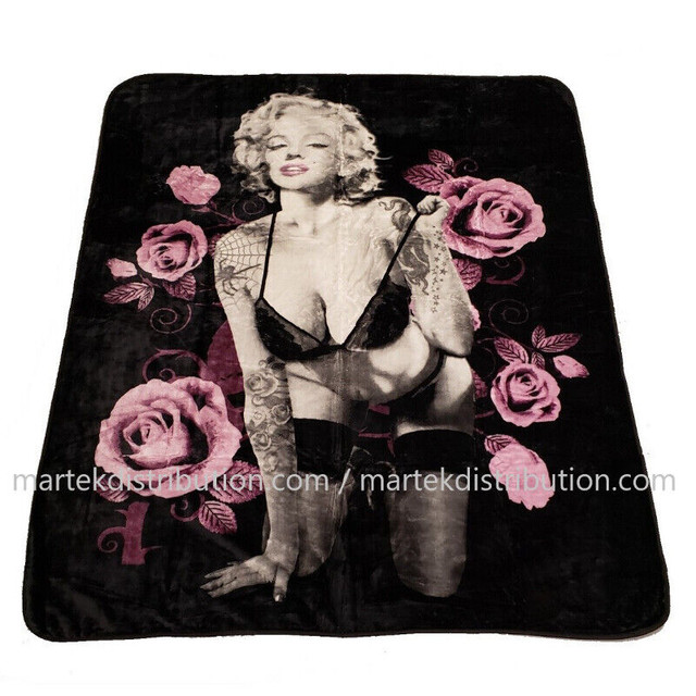 Marilyn Monroe couvertures en peluche $74.99+taxes chaque dans Literie  à Saint-Jean-sur-Richelieu - Image 2