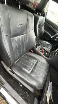 Chrysler 300 HEATED LEATHER SEATS
