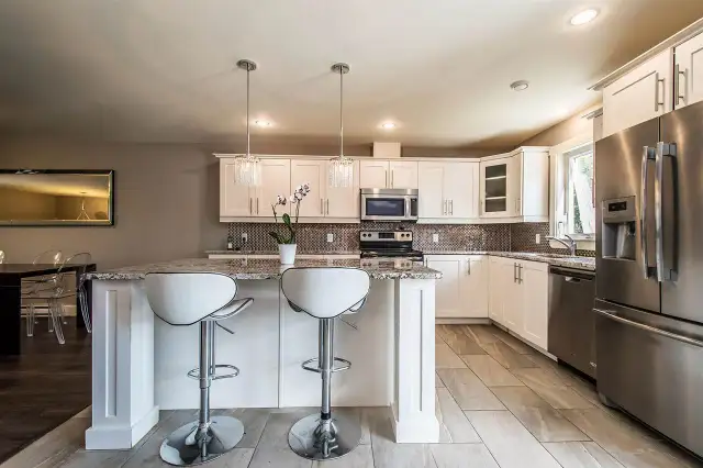 For Rent - Spacious 4 Bedroom Townhouse | Rockingham - Aug 1st in Long Term Rentals in City of Halifax - Image 5