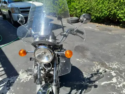 NICE CONDITION HONDA 400 WITH FAIRING OPEN FOR OFFERS OR TRADE . VALUE IS AROUND $2500