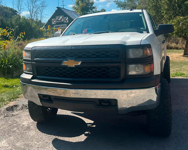 2014 Chevy Silverado in Cars & Trucks in Kingston - Image 2