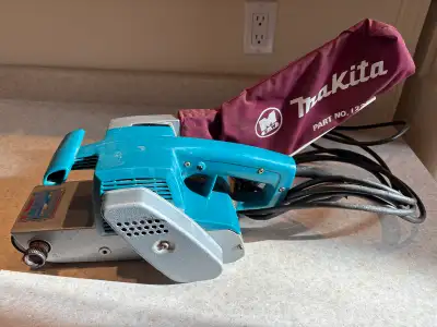 Makita 9924DB 3” x 24” Belt Sander – Heavy Duty, View more