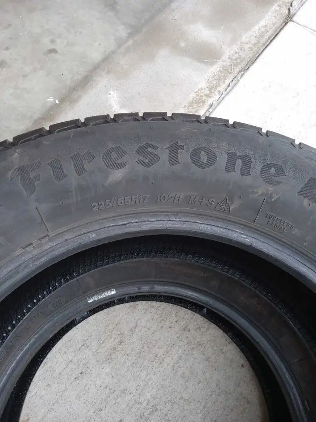 Pair of Firestone tires in Tires & Rims in Cambridge - Image 3
