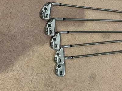 Awesome set for the golfer who plays more woods/hybrids to replace long irons but still wants the sh...