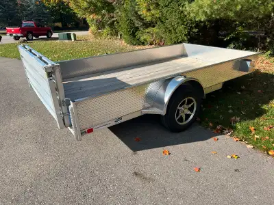 Excellent condition, selling because I need a bigger one. This was only used 3 times.