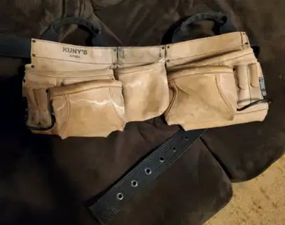 Kony's Carpenter's pouch New condition