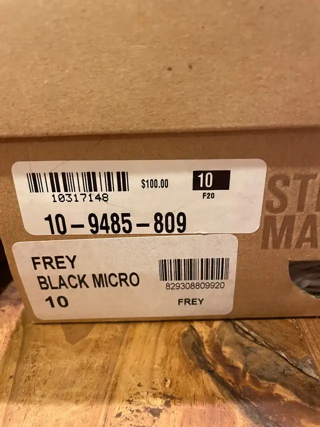 Steve Madden size 10 black suede heels in Women's - Shoes in City of Toronto - Image 4