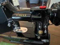 Vintage Singer 222K Sewing Machine