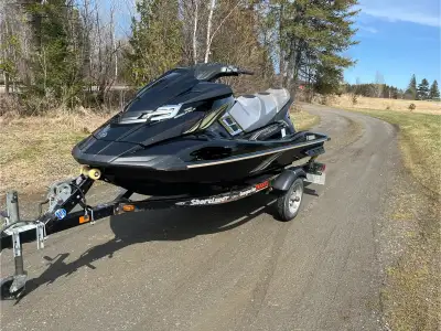 2014 Yamaha Waverunner FX Cruiser High Output. 3 seater, with trailer and travel cover. Dual battery...
