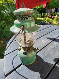 Coleman model 247 scout camping kerosene lantern