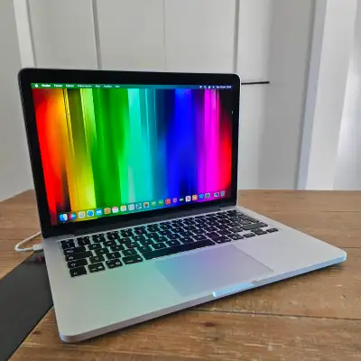 Macbook Pro Retina 2015 13" | Intel i5 | 8 Gb RAM | SSD 500 Gb, View more