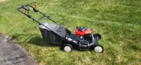 Craftsman Lawnmower with Honda Engine
