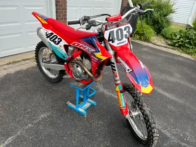 Used - like new, very low hours, no trades.
