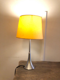 Lampe Ikea à donner