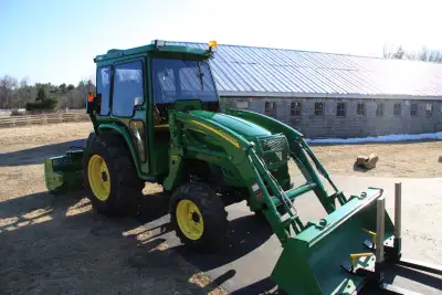 I am selling my John Deere 4120 tractor, powered by a 2.4L 4-cylinder engine with a hydrostatic tran...