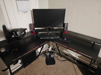 Gaming pc with table