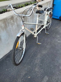 Bicycle Tandem CCM 1530