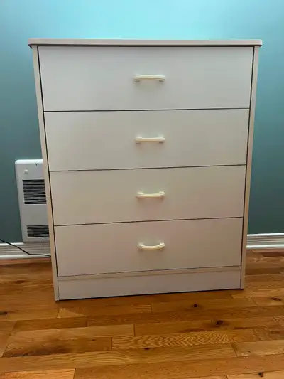 Commode 4 tiroirs, View more