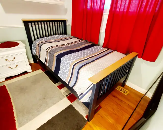 Single / Twin Bed with Extras! - Canadian quality