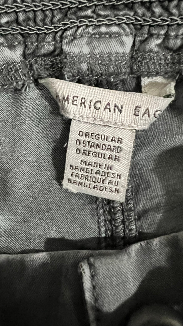 American Eagle women’s pants size 0 in Women's - Bottoms in Oshawa / Durham Region - Image 4