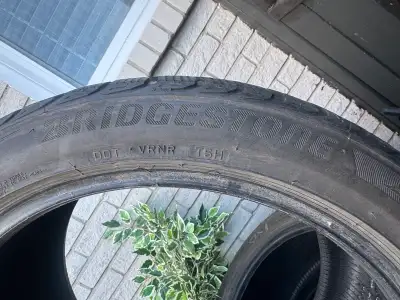 Set good winter tires Bridgestone Blizzak 255/40/19 50% tred