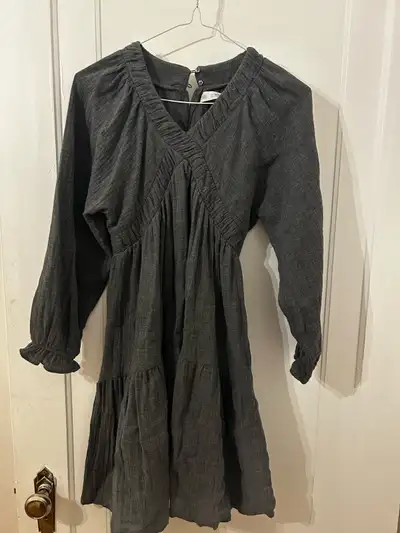 robe grise- Zara 13-14 ans, View more