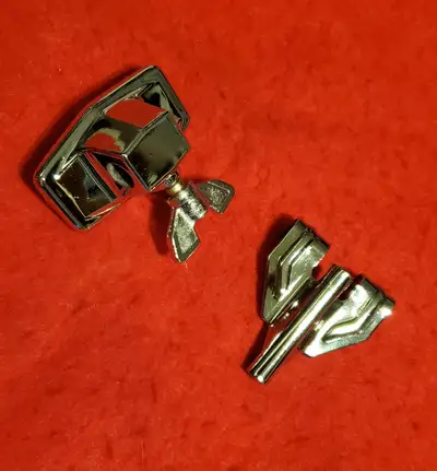 Vintage TAMA Drum Parts - 2pc Mount & Hoop Claw - Mint Condition, View more
