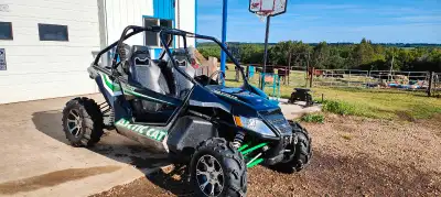 This unit has low KMs, was mainly used on the streets of Arizona. Currently has Zilla tires, and com...