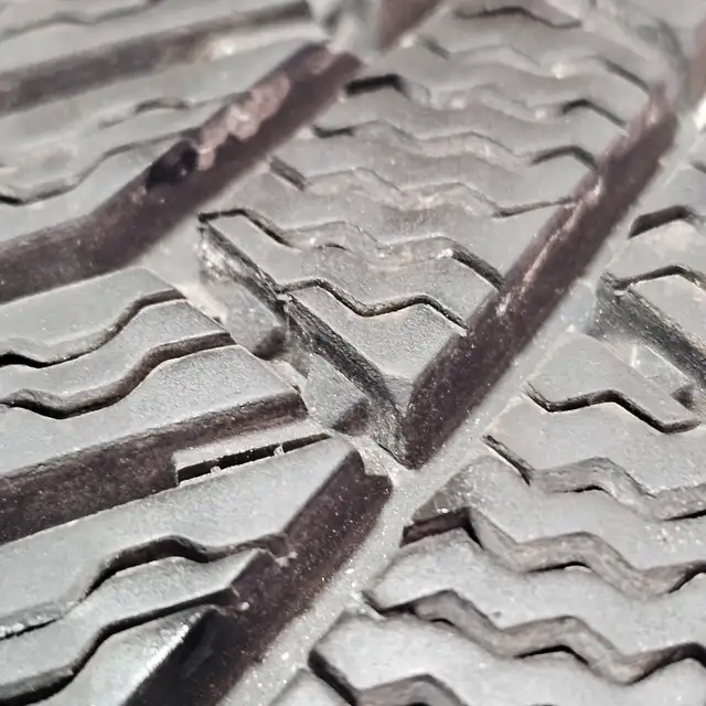 225/45/18 Continental winter tires with Fast alloy rims 5x114.3 in Tires & Rims in Markham / York Region - Image 9