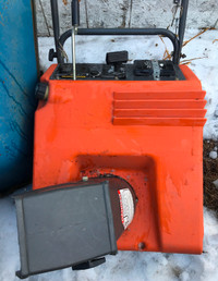 Gas powered snow blower