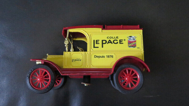 Cabarets voitures antiques, banque antique Lepage dans Art et objets de collection  à Longueuil/Rive Sud - Image 3