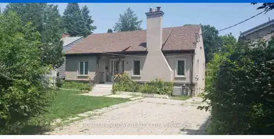 2 bedroom and 2 bathroom basement with lots of windows, big kitchen close to all amenities, plazas,...