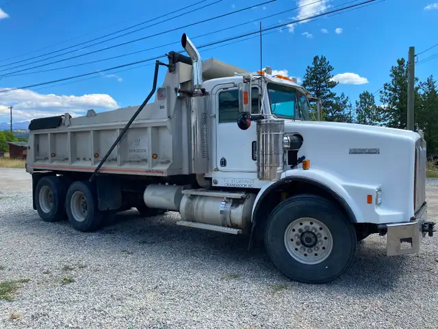 1994 kenworth dumptruck and pup in Heavy Trucks in Cranbrook - Image 3