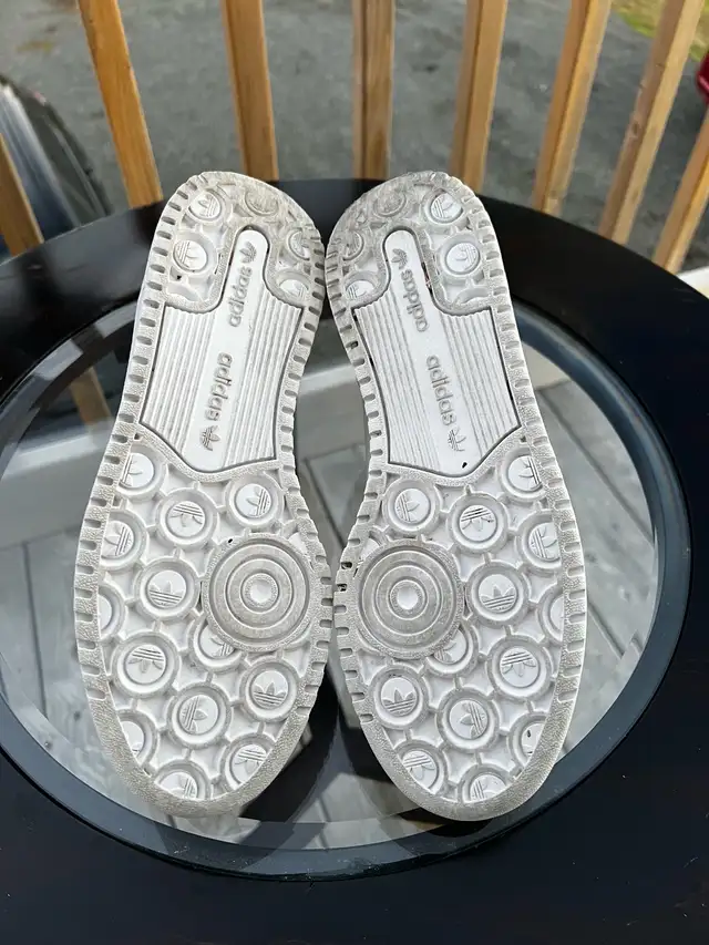 Adidas Forum Bold Triple White Logo Women's Sneakers 7.5 sz in Women's - Shoes in Cape Breton - Image 10