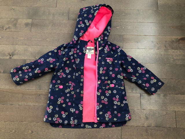 Manteau OshKosh d'automne et de printemps pour fille 3 ans | Vêtements - 3T  | Lévis | Kijiji