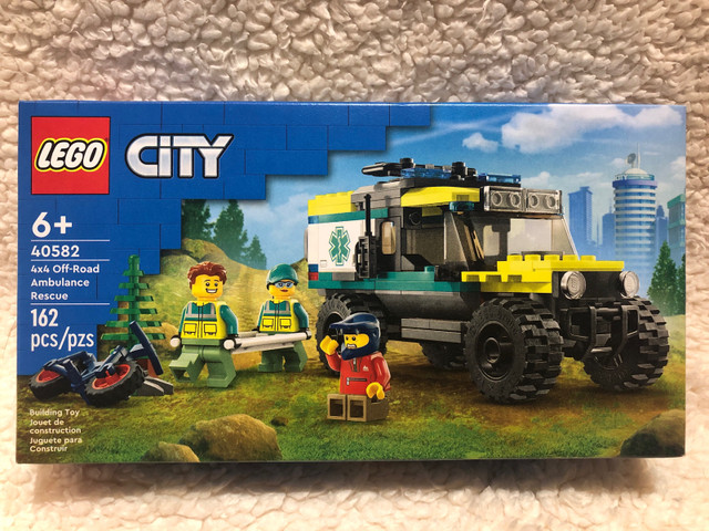Lego City 40582 4x4 Off-Road Ambulance Rescue - New, Sealed in Toys & Games in Sudbury