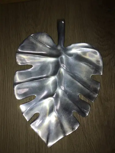 Leaf shape plate, View more