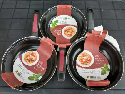 Non-stick Sauté pan / Sauteuse antiadhésive , View more