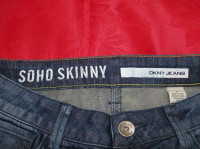 $25.00  NEW DKNY Jeans Women’s Size 6