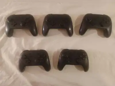 Nintendo Switch manette pro, View more